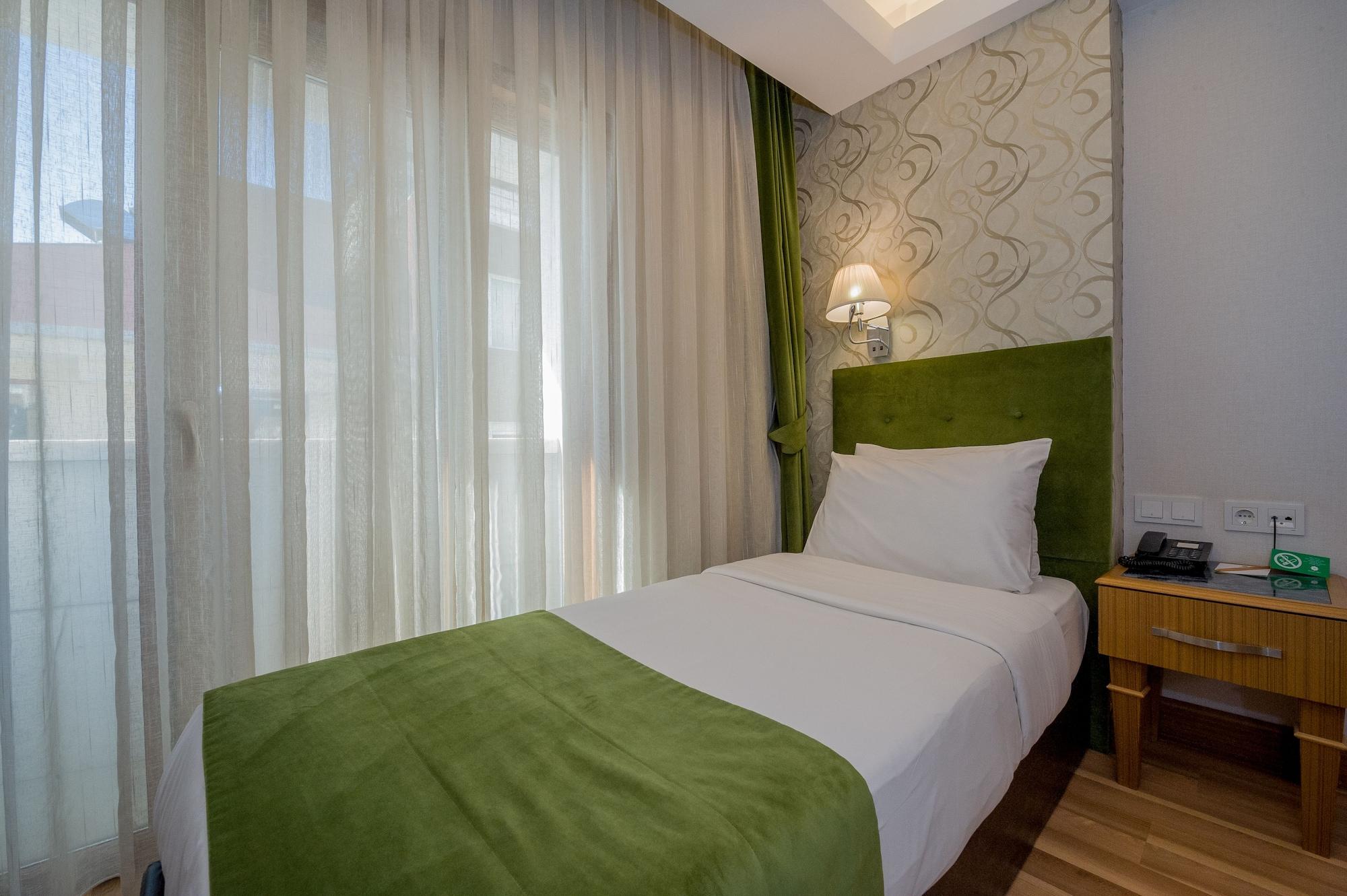 Bizim Hotel Istanboel Buitenkant foto