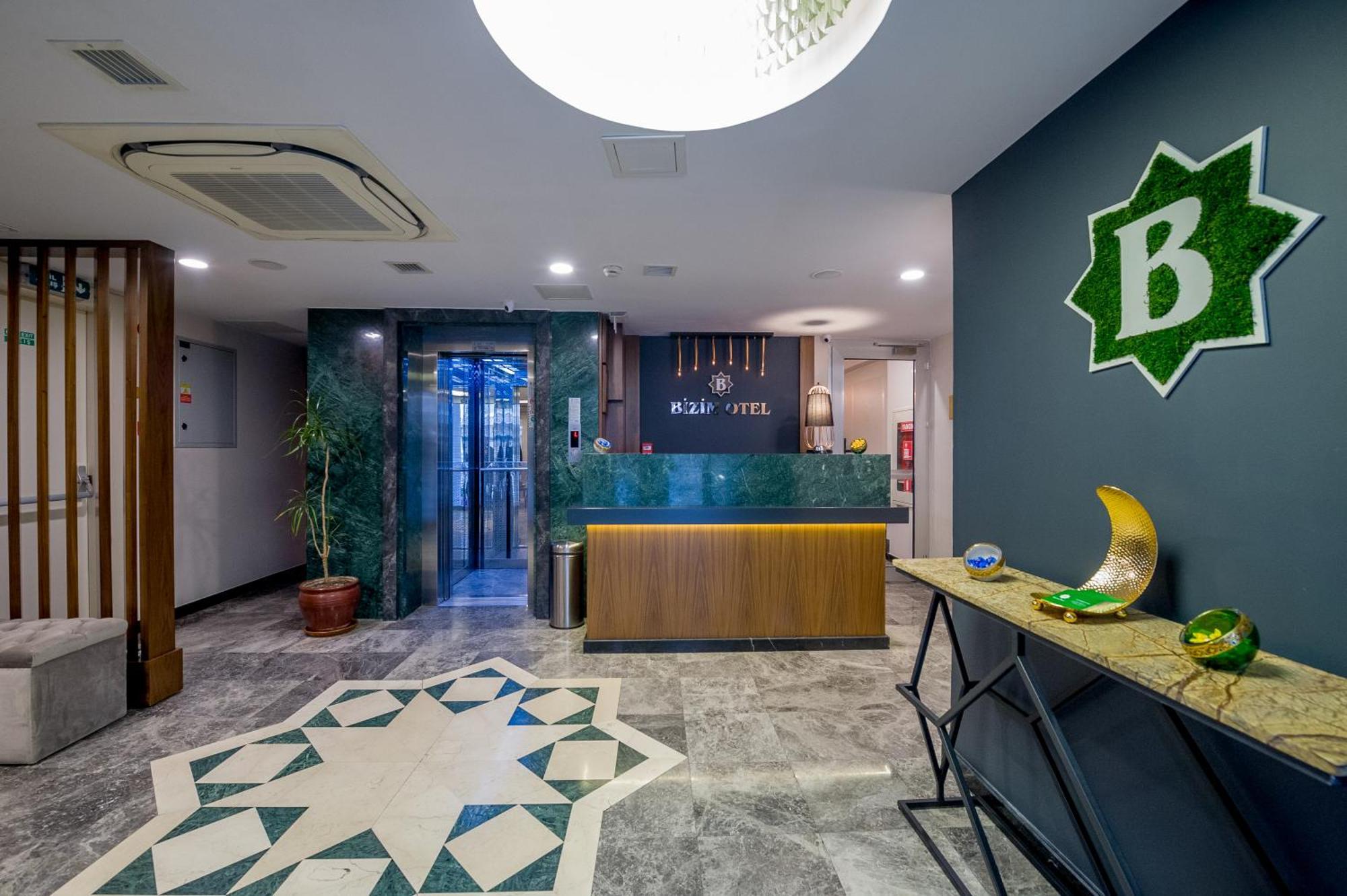 Bizim Hotel Istanboel Buitenkant foto