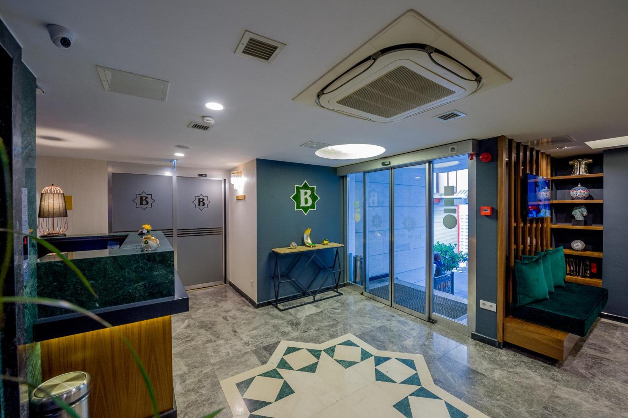 Bizim Hotel Istanboel Buitenkant foto