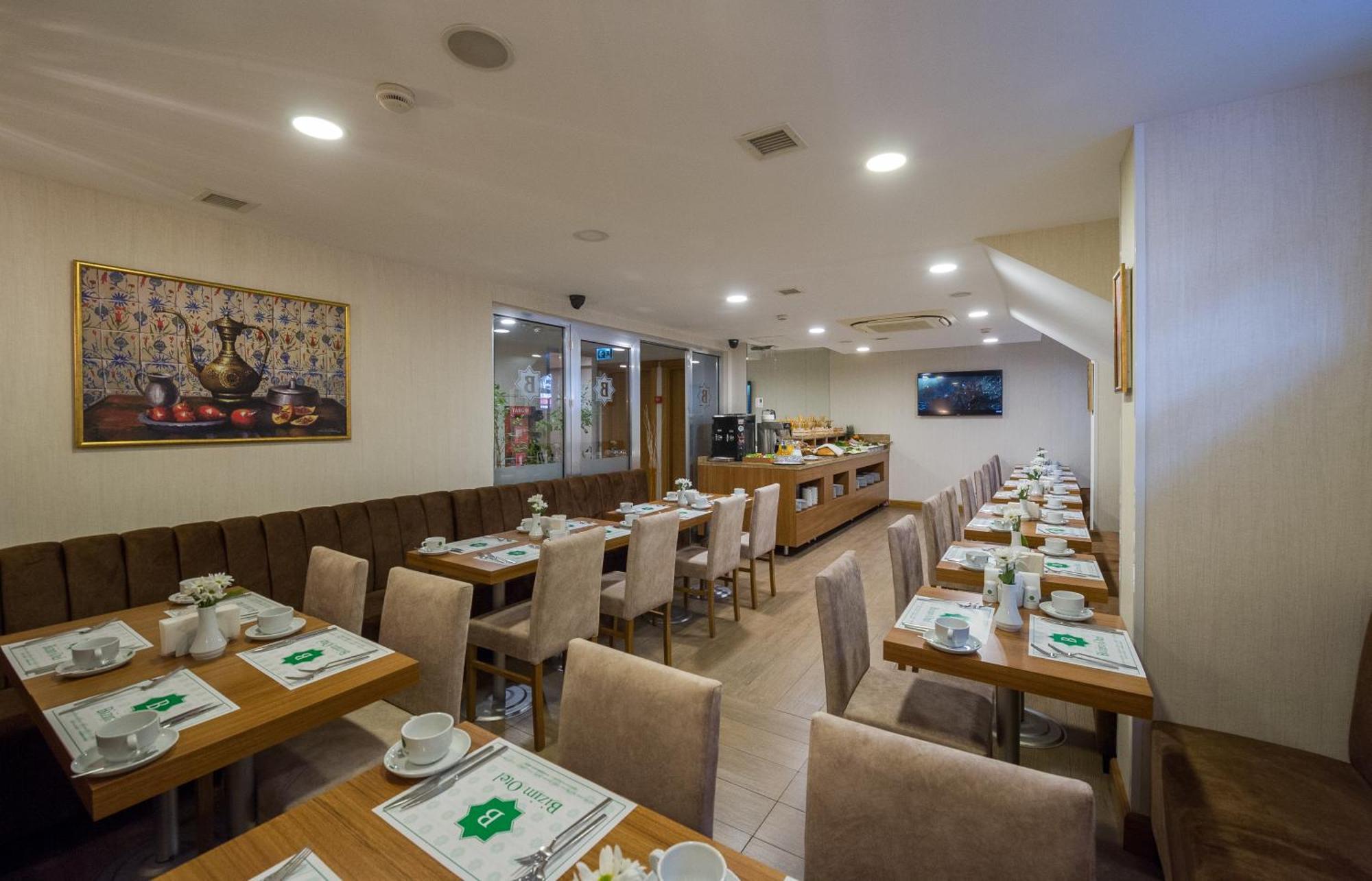 Bizim Hotel Istanboel Buitenkant foto