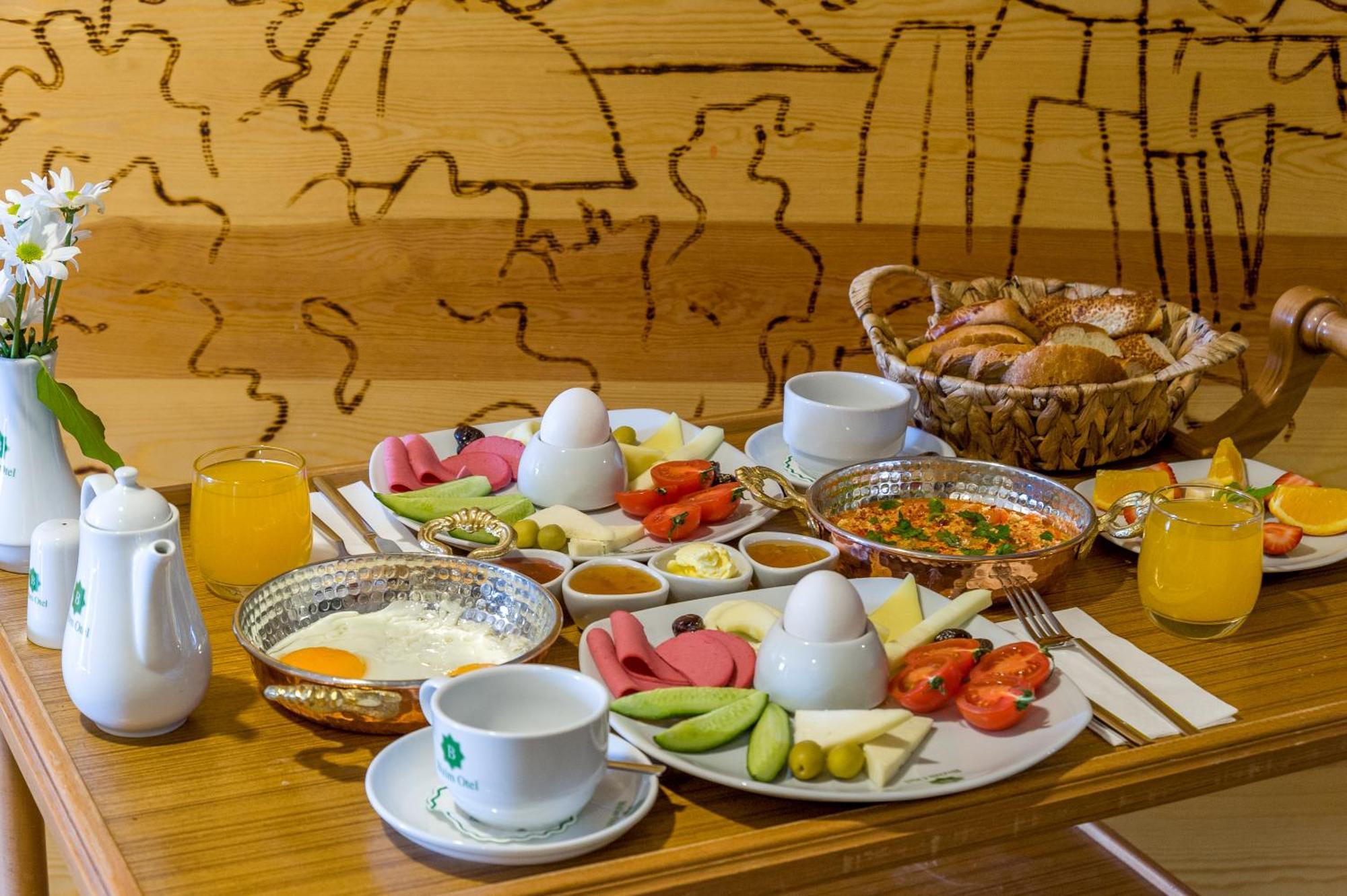 Bizim Hotel Istanboel Buitenkant foto
