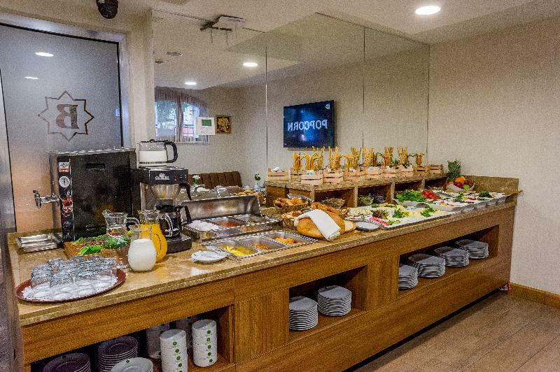 Bizim Hotel Istanboel Buitenkant foto