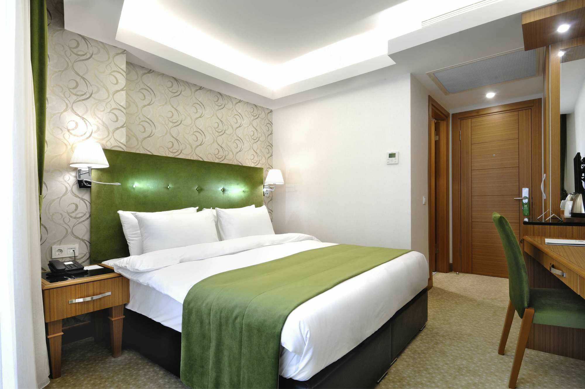 Bizim Hotel Istanboel Buitenkant foto
