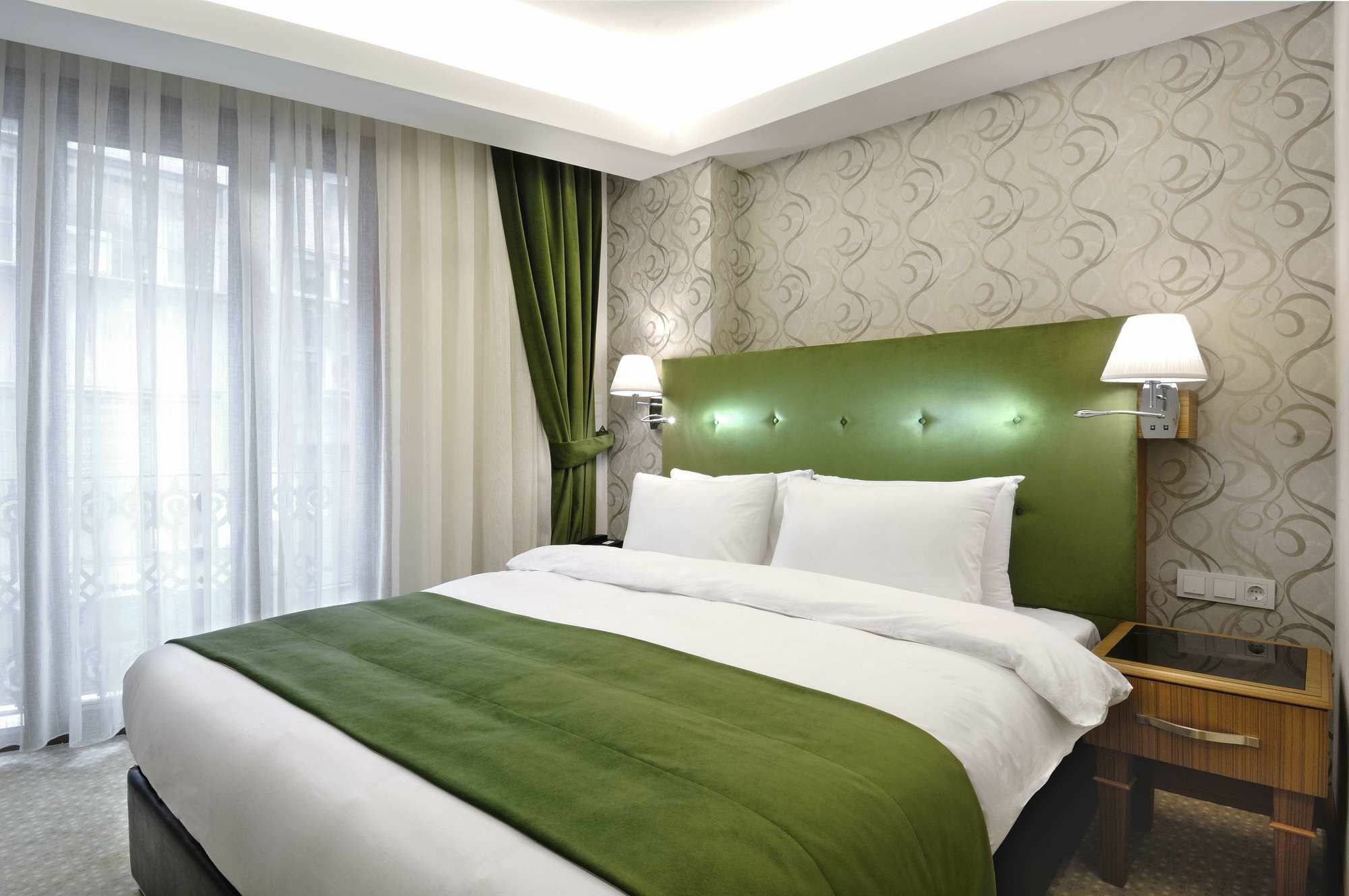 Bizim Hotel Istanboel Buitenkant foto